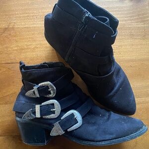 Victorian style heeled buckle boots